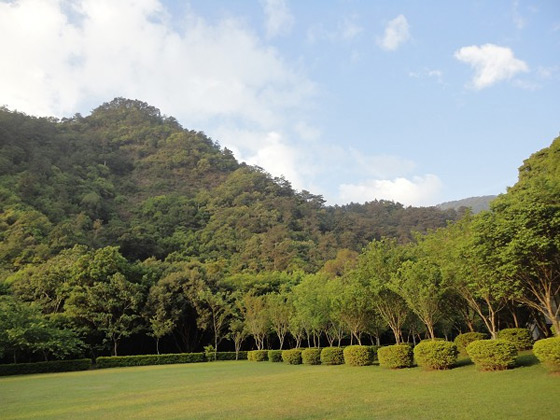 北港溪沙八山莊/北港溪/沙八山莊/南投/溫泉/露營/玩水/南投露營