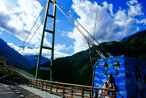 北港溪沙八山莊/北港溪/沙八山莊/南投/溫泉/露營/玩水/南投露營