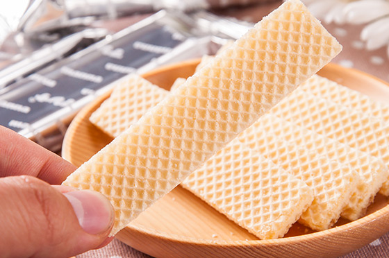 日本森永MORINAGA-婴儿牛奶饼\/婴儿威化饼,