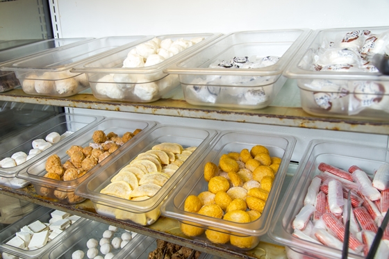 桐精緻/石頭火鍋/國產/松阪豬/頂級美國/牛小排