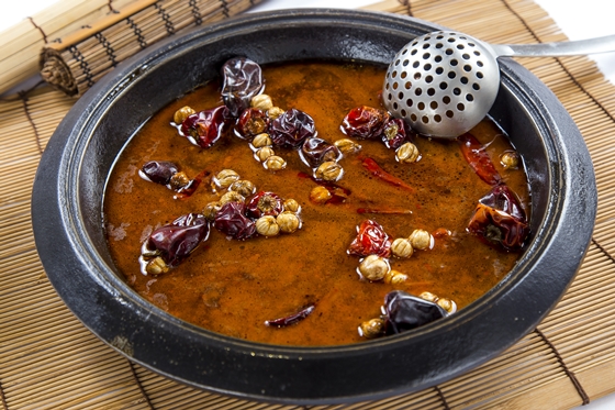 桐精緻/石頭火鍋/國產/松阪豬/頂級美國/牛小排