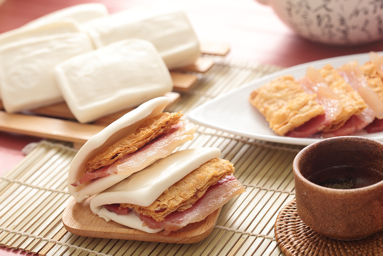 年菜/南門市場/年糕/獅子頭/佛跳牆/冰糖蓮藕/東坡肉/八寶飯/海參/豬肉凍/荷葉排骨/梅干扣肉/臭豆腐/糖醋排骨