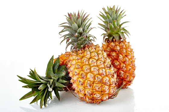 台农17号-金钻蜜凤梨-甜度高达18度!超甜美金钻凤梨,浓浓凤梨香气,滋味香甜不咬口,18个月细心完熟,产地直送超新鲜!,17Life,团购、宅配24小时到货、优惠券、即买即用