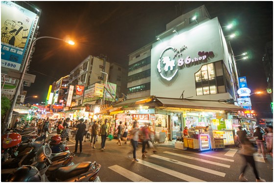 博客創意旅店/台中/博客/一中街 /台中市區商旅/住宿