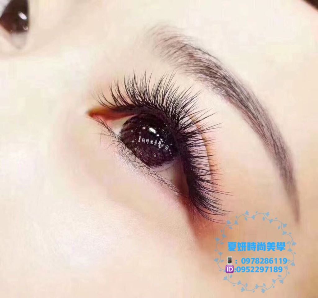 (e)美曈眼线 眼形设计沟通说明 清洁消毒眼周 舒缓眼周 美瞳线上色