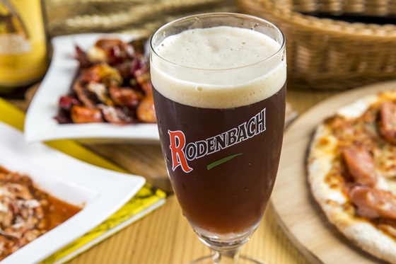 Panos Café/panos/cafe/帕諾斯/啤酒/pizza/披薩/飲料/飲品/炸物/肉丸/香腸/德腸/手工/那不勒斯/香蒜/辣炒/培根/比利時