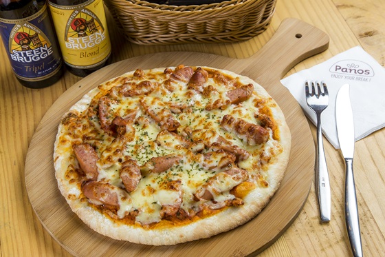 Panos Café/panos/cafe/帕諾斯/啤酒/pizza/披薩/飲料/飲品/炸物/肉丸/香腸/德腸/手工/那不勒斯/香蒜/辣炒/培根/比利時