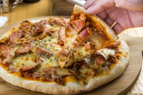 Panos Café/panos/cafe/帕諾斯/啤酒/pizza/披薩/飲料/飲品/炸物/肉丸/香腸/德腸/手工/那不勒斯/香蒜/辣炒/培根/比利時