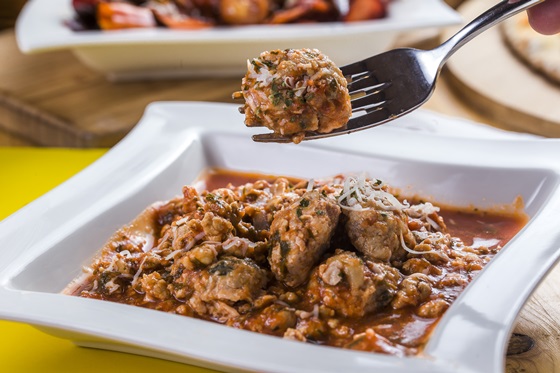 Panos Café/panos/cafe/帕諾斯/啤酒/pizza/披薩/飲料/飲品/炸物/肉丸/香腸/德腸/手工/那不勒斯/香蒜/辣炒/培根/比利時