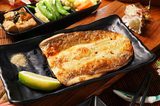 海裕屋鱼定食专卖店-超值双人套餐-吃好鱼,养好身!多鱼、多菜、多轻食三原则,低脂健康无负担,夏日清爽好开胃,还有汤品、饮料无限享用!,17Life,团购、宅配24小时到货、优惠券、即买即用