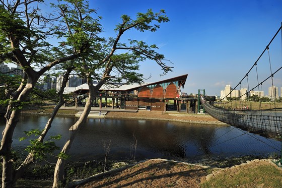 高雄住宿/城市商旅