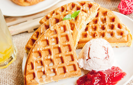 蒂儿咖啡-双人下午茶套餐-咖啡的专家!精选阿拉比卡咖啡豆,品尝香醇浓郁的咖啡,搭配外酥内软的梦幻松饼,一起享受美好的时光!