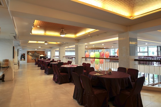 中冠礁溪大飯店/中冠礁溪大飯店/中冠/礁溪泡湯/礁溪吃到飽/礁溪泡湯/礁溪吃到飽/礁溪楓葉館/礁溪泡湯/礁溪飯店/宜蘭海鮮/宜蘭自助式吃到飽/城市商旅/礁溪楓葉館/宜蘭/美食/礁溪/泡湯/吃到飽/櫻桃鴨/甕窯雞/櫻桃谷/奶凍捲