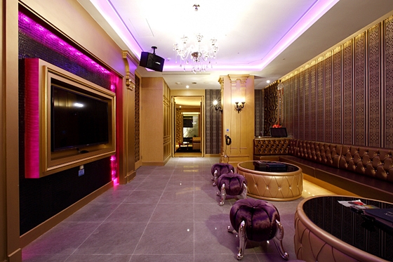 水雲端旗艦概念旅館/水雲端/水雲端休息/台中汽車旅館/台中休息/休息/台中/台中水雲端休息