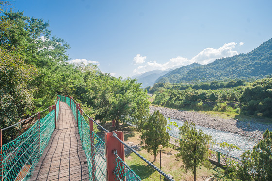 北港溪沙八山莊/北港溪/沙八山莊/南投/溫泉/露營/玩水/南投露營