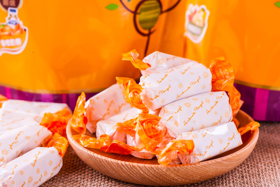 樱桃爷爷-2015新品上市柠檬慕斯牛轧糖\/香橙奶