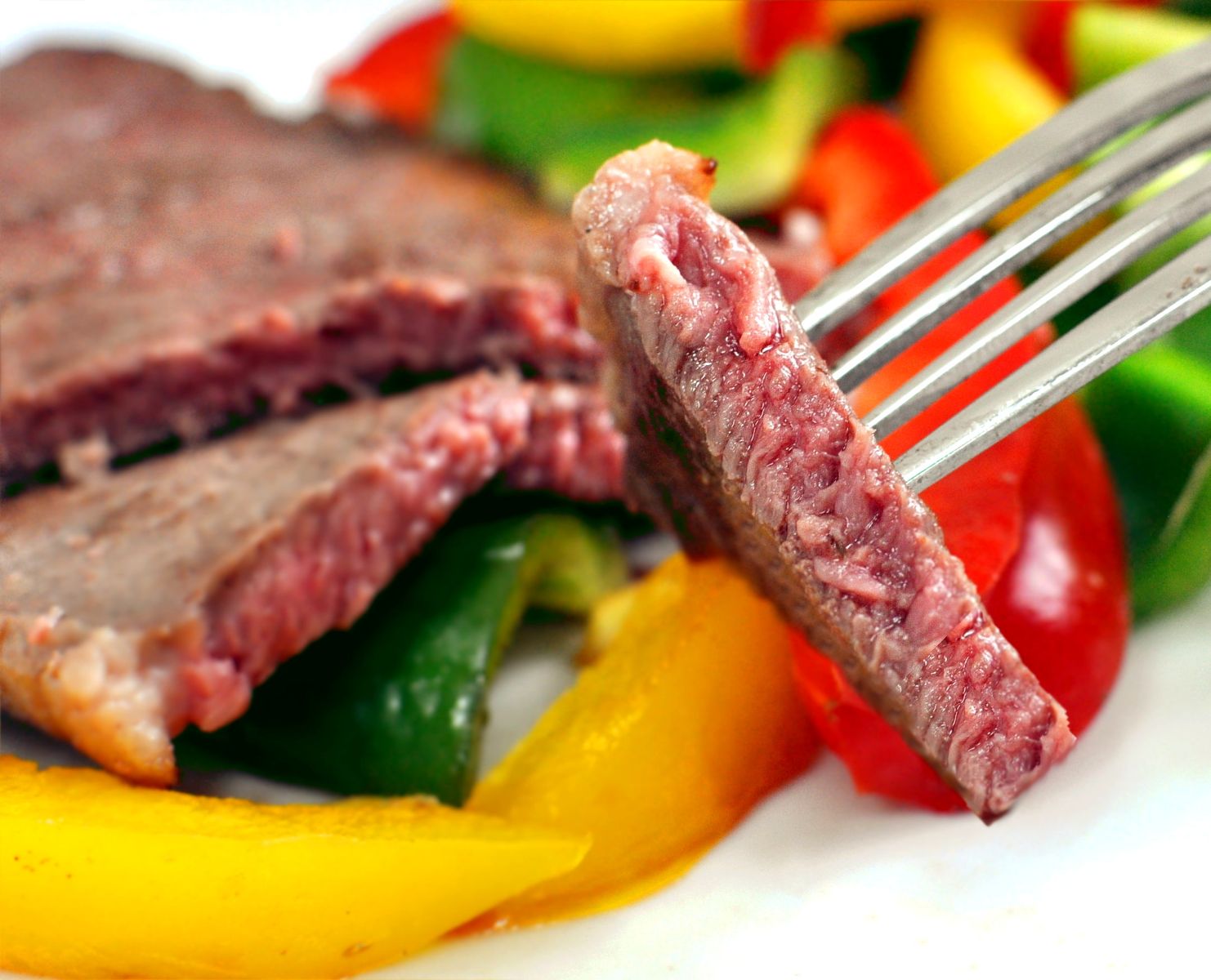 玫瑰厨房-美国CAB安格斯嫩肩雪花牛排-严选CAB安格斯冷藏黑牛,油花分布均匀、肉质多汁有弹性,在家也能享受五星级的顶级排餐料理! - - 17LIFE 17P好康, 福利团购, 订餐系统