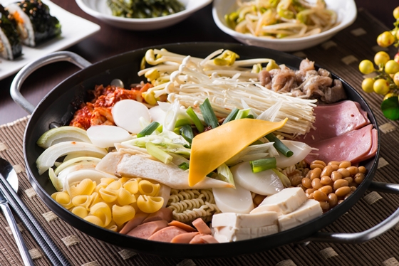kim kim153/正宗韓國料理/韓國/OPPA/松江南京/道理/部隊/泡菜/紫飯包/辣炒年糕