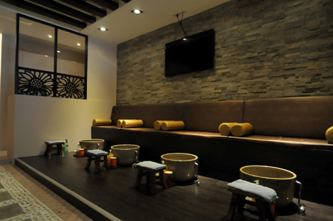 泰思雅养生会馆-泰国古式按摩加背部精油课程