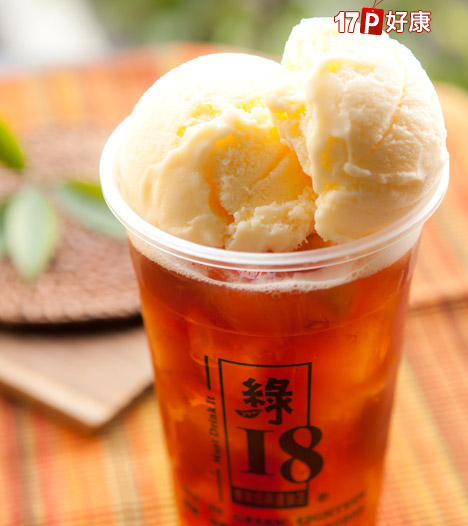 17好康-绿18绿茶连锁店只要55元即可享用【绿18绿茶连锁店】 原价110元甘醇风味茶品超值三杯组:水蜜桃清茶\/香草冰淇淋红茶(2选1)+鲜桔茶\/冬瓜柠檬\/爱玉冰茶(3选1)+波霸奶茶\/波霸奶绿\/嫩仙草奶茶(3选1)!平均一杯不到19元!