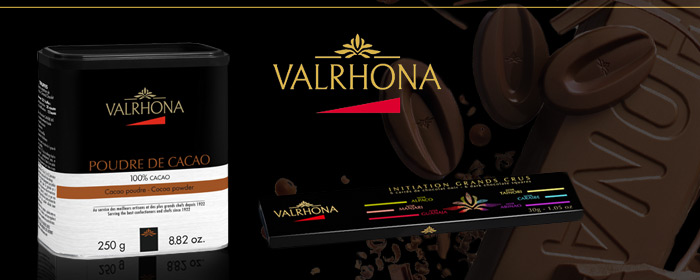 法芙娜 VALRHONA-100% 無糖可可粉二罐，加贈頂級產地巧克力入門六片禮盒 法國味覺藝術的圓柔奔放，探索頂級巧克力深邃奧秘，感受溫熱可可那如絲柔滑的美妙喉韻