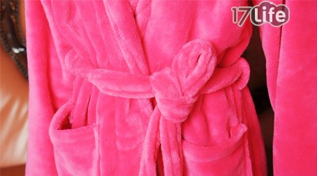 轻松家-加厚珊瑚绒保暖睡袍-冷飕飕的宁静冬日