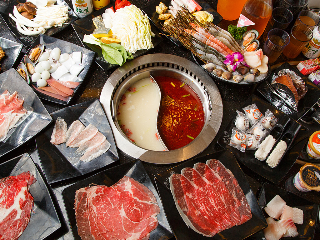 小蒙牛/吃到飽/豪華海鮮/火鍋/澳洲和牛/天使紅蝦/頂級牛小排/麻辣鍋/鍋物/海鮮/涮涮鍋/肉