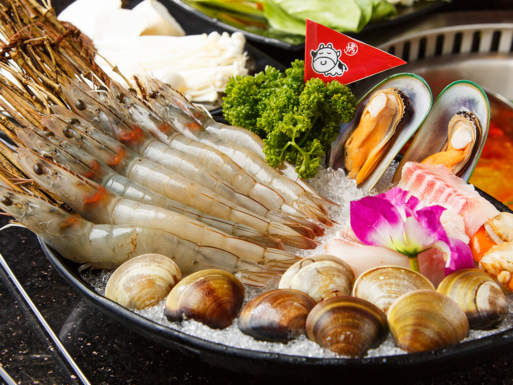 小蒙牛/吃到飽/豪華海鮮/火鍋/澳洲和牛/天使紅蝦/頂級牛小排/麻辣鍋