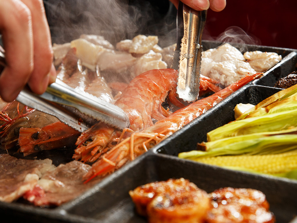 皇上吉饗-頂級奢華燒肉/鍋物吃到飽/燒肉/烤肉/烤/火鍋/海鮮/自助吧/吃到飽/烤蝦/沙蜆/蛤蜊