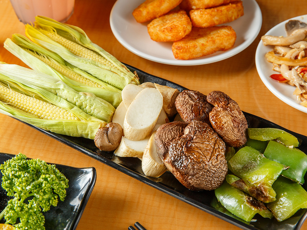 皇上吉饗-頂級奢華燒肉/鍋物吃到飽/燒肉/烤肉/烤/火鍋/海鮮/自助吧/吃到飽/烤蝦/沙蜆/蛤蜊