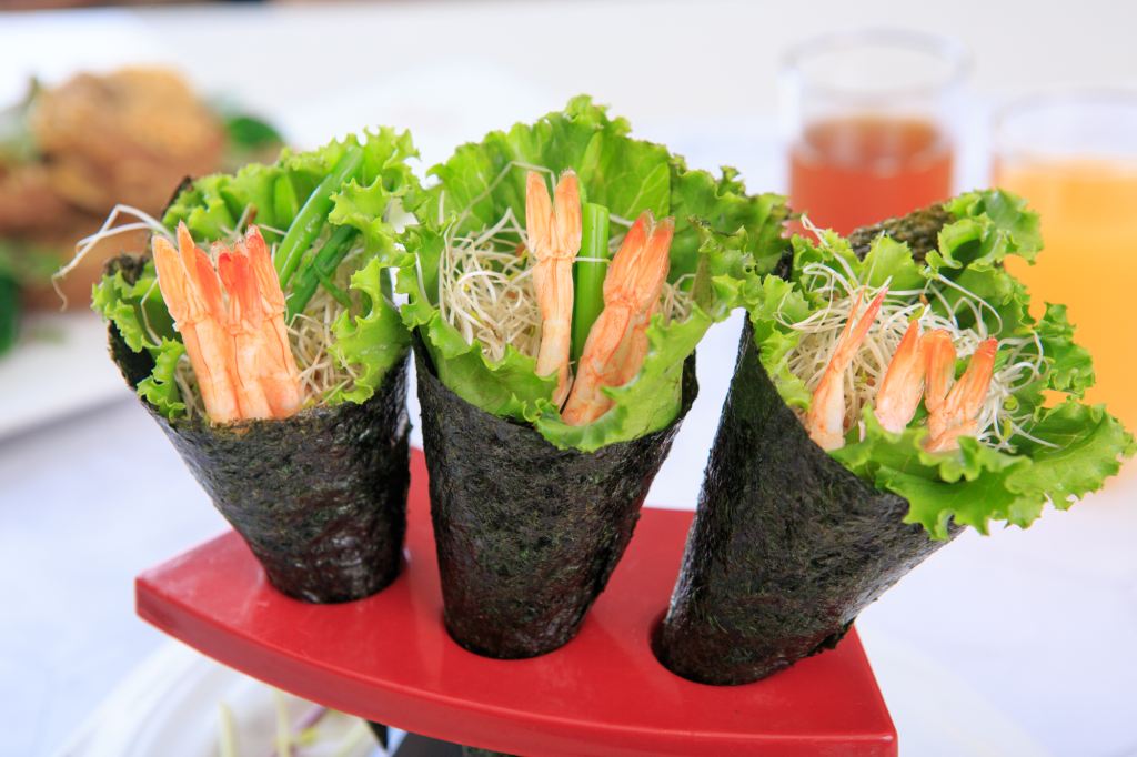 每日一菜芦笋鲜虾手卷(每日一菜为每周一~周五随机菜色, 实际请依