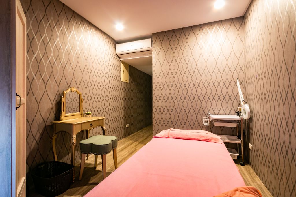 安佐雅美容美体会馆- 医美级~美肌保养进化术