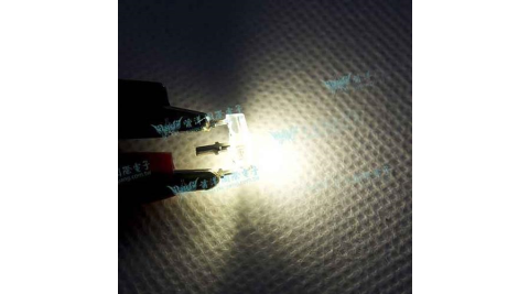 食人魚平面高亮度LED-暖白光(100pcs入)